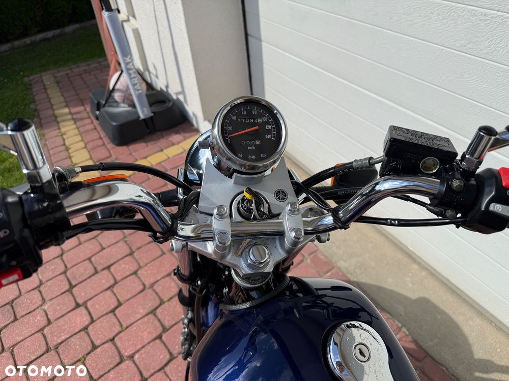 Yamaha SR - 8