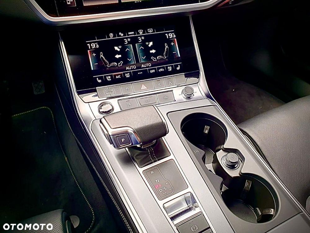 Audi A6 Avant 50 TDI mHEV Quattro S Line Tiptronic - 7