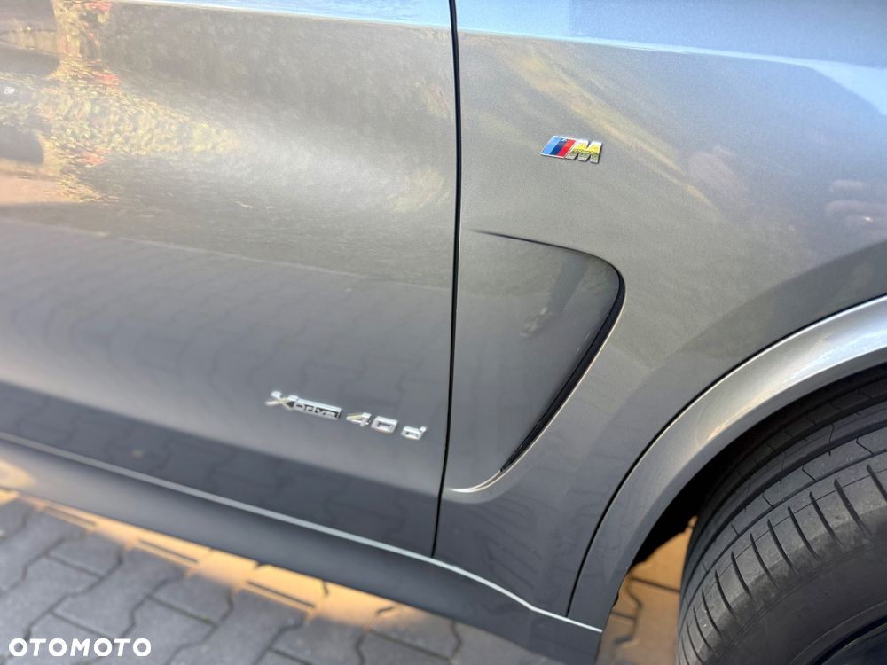 BMW X5 xDrive40d - 23