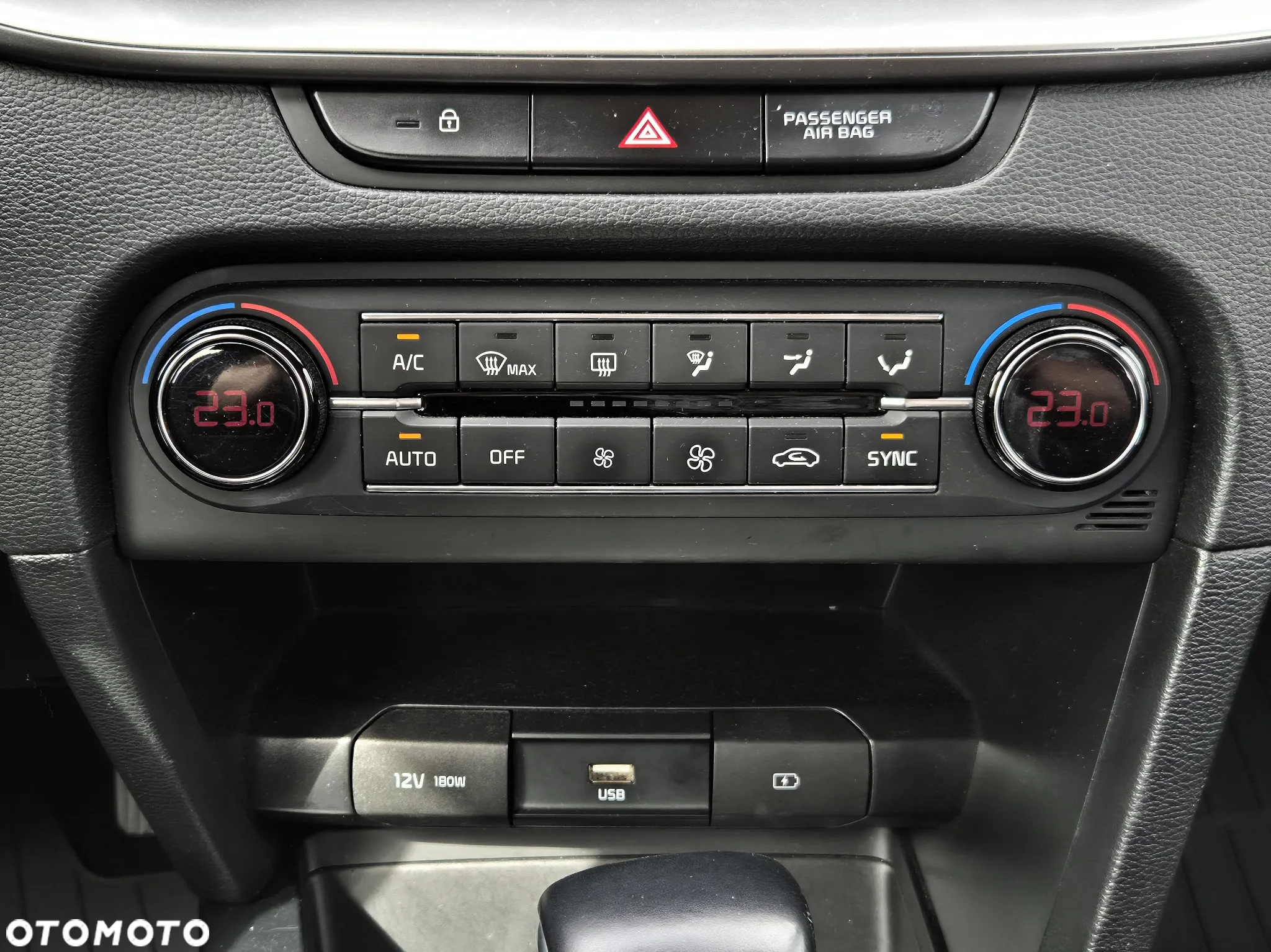 Kia Ceed Cee'd 1.6 CRDi M DCT - 32