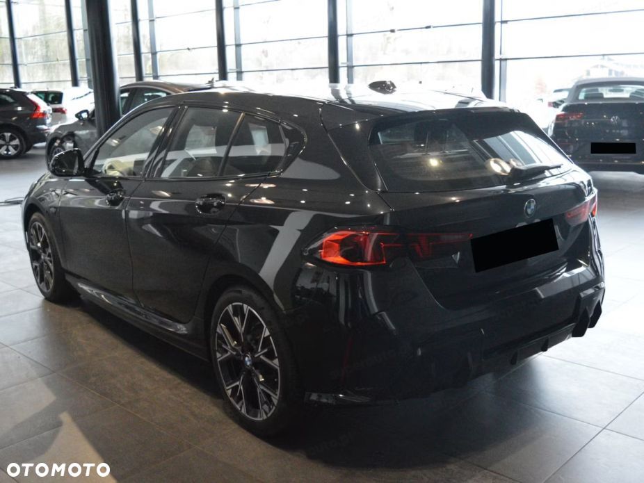 BMW Seria 1 2026 photo 2