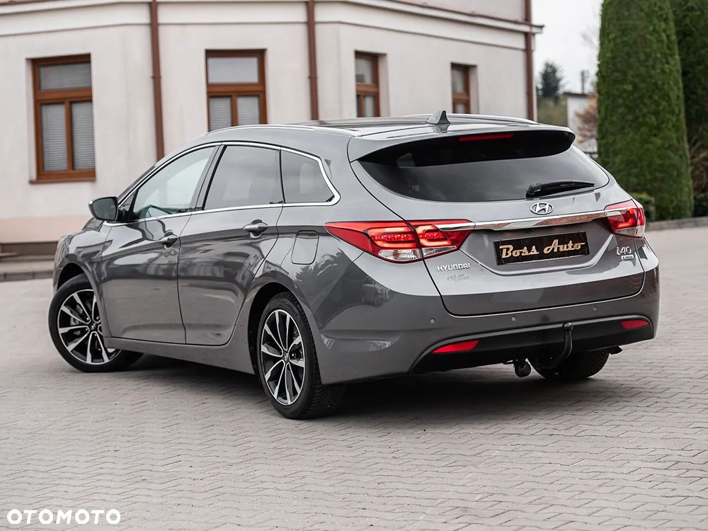 Hyundai i40 Kombi blue 1.7 CRDi DCT Premium - 10