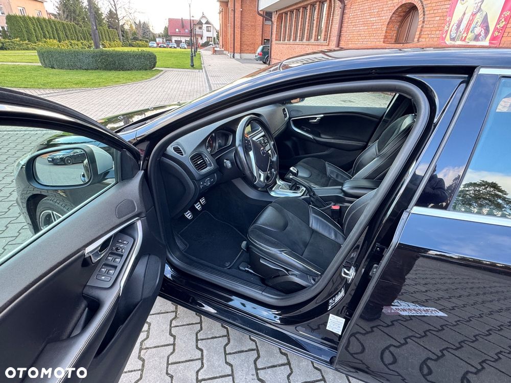 Volvo V40 D2 RDesign - 10