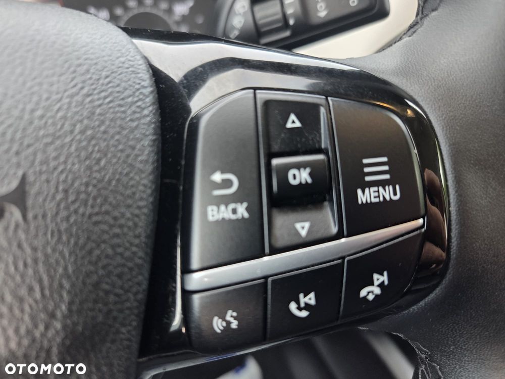 Ford Kuga - 26