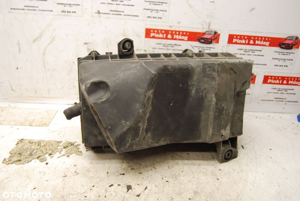 OBUDOWA FILTRA POWIETRZA 8L0133837A AUDI TT 1.8 TURBO 98-06 - 4