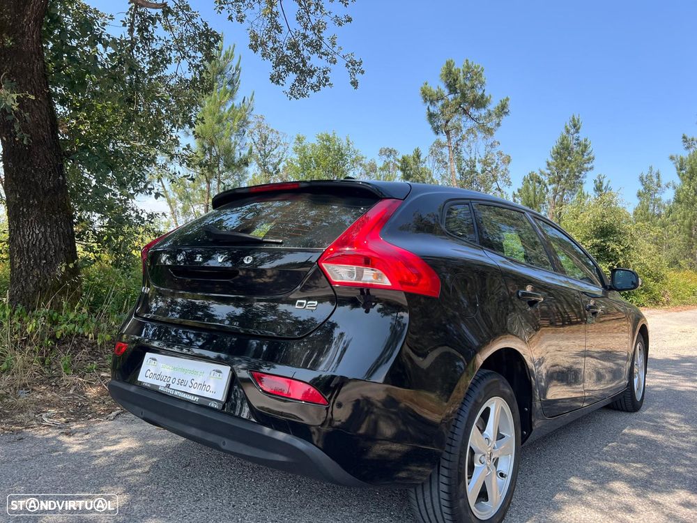 Volvo V40 2.0 D2 Momentum - 15
