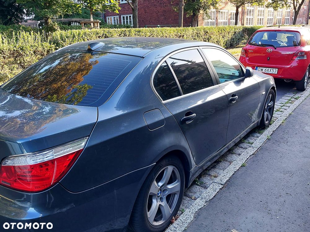 BMW Seria 5 520d - 4