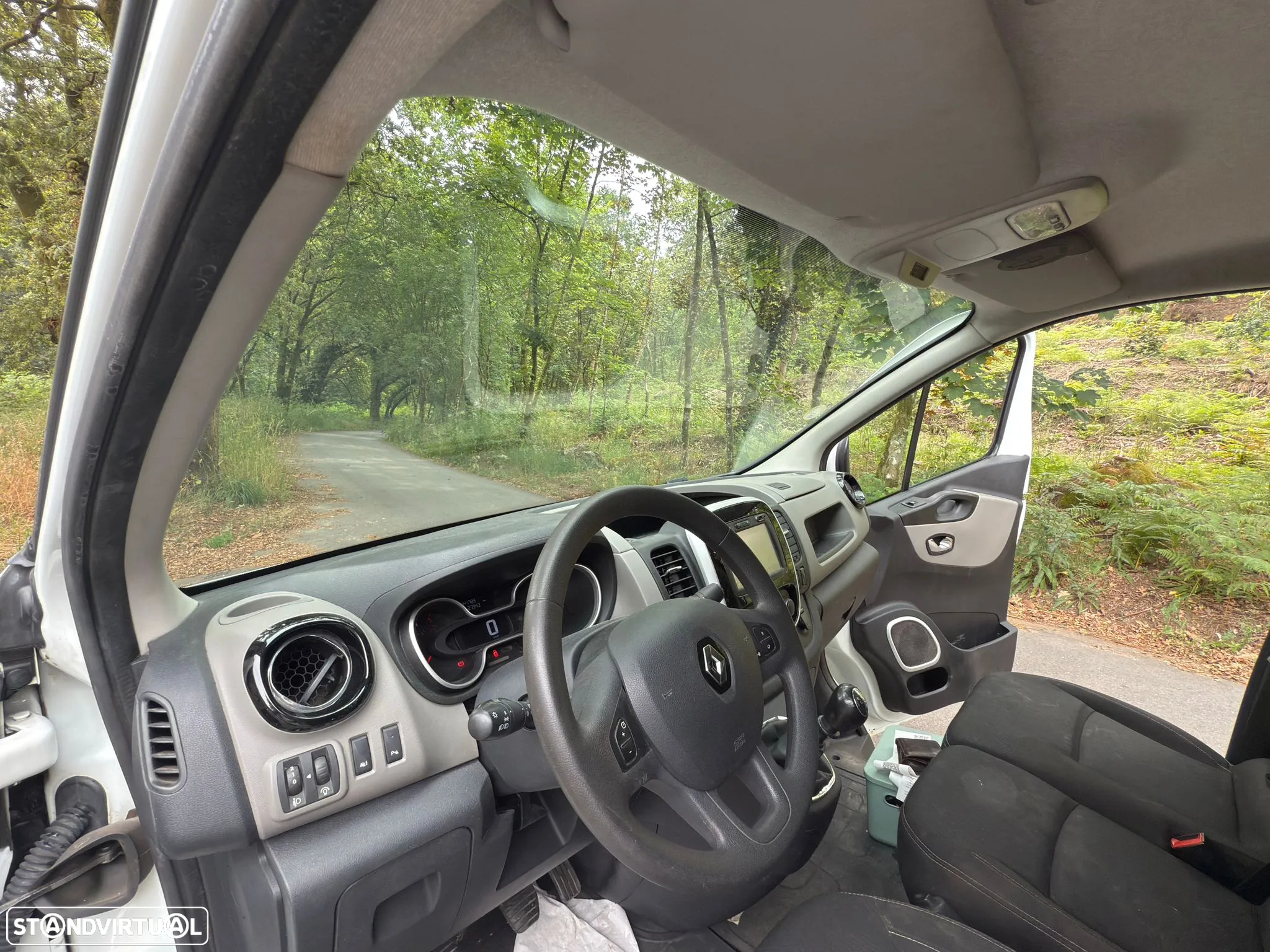 Renault Trafic - 11
