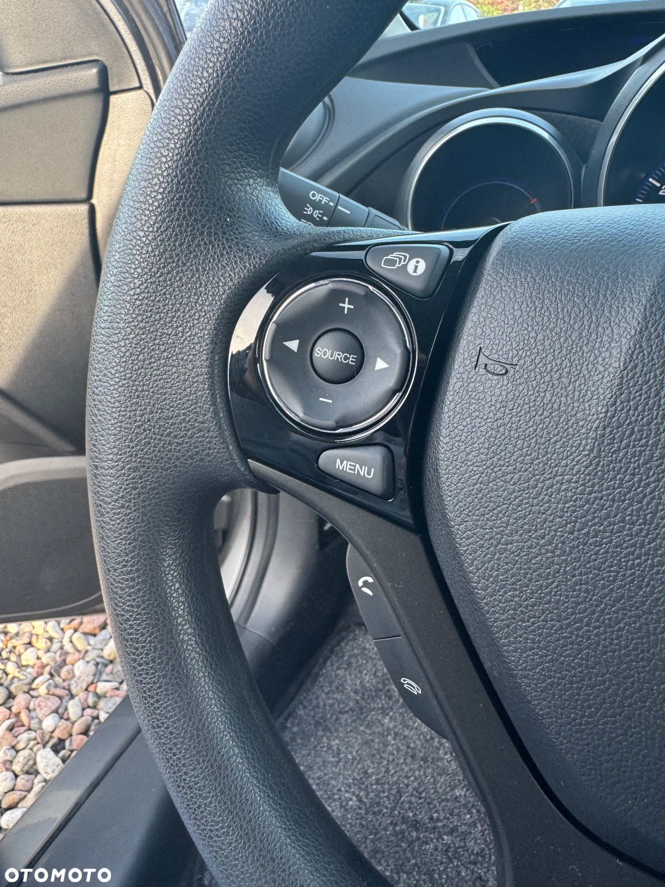 Honda Civic 1.8 Comfort - 26