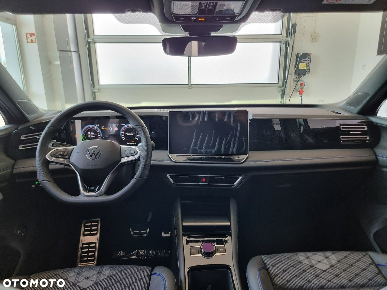 Volkswagen Tiguan 1.5 eHybrid PHEV R-Line Plus DSG - 19