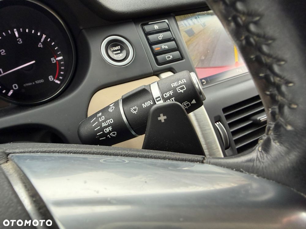 Land Rover Discovery Sport - 23