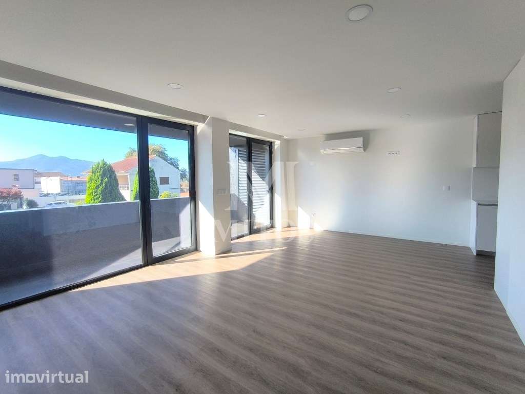 Apartamento T2 Dúplex - Ponte de Lima - Grande imagem: 2/19