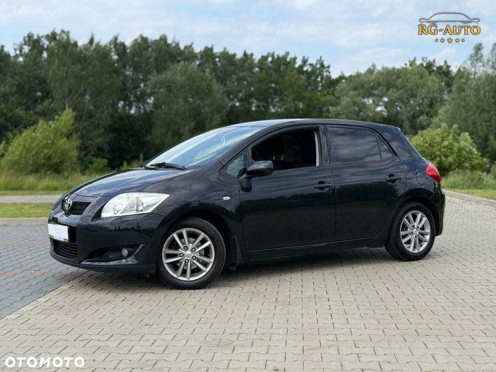 Toyota Auris - 12
