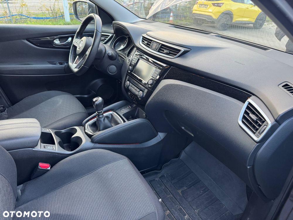 Nissan Qashqai 1.3 DIG-T N-Connecta - 5