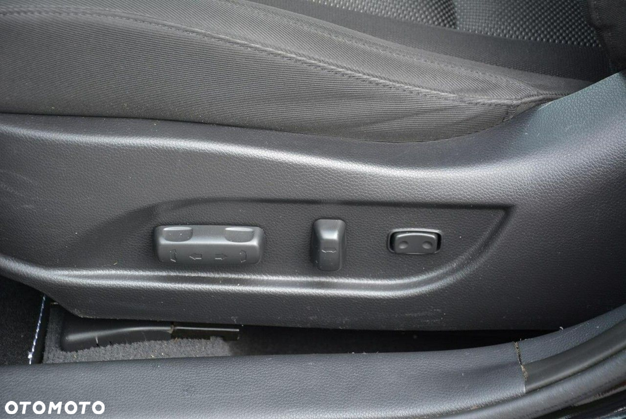 Hyundai i40 2.0 GDI Comfort + - 20