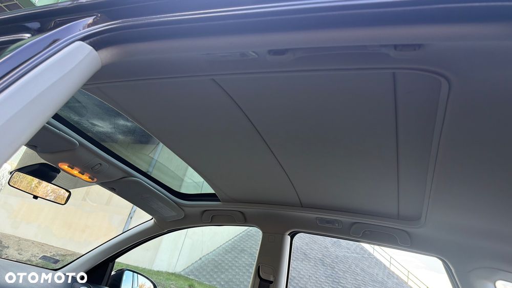 Nissan Qashqai 1.6 dCi DPF tekna - 16