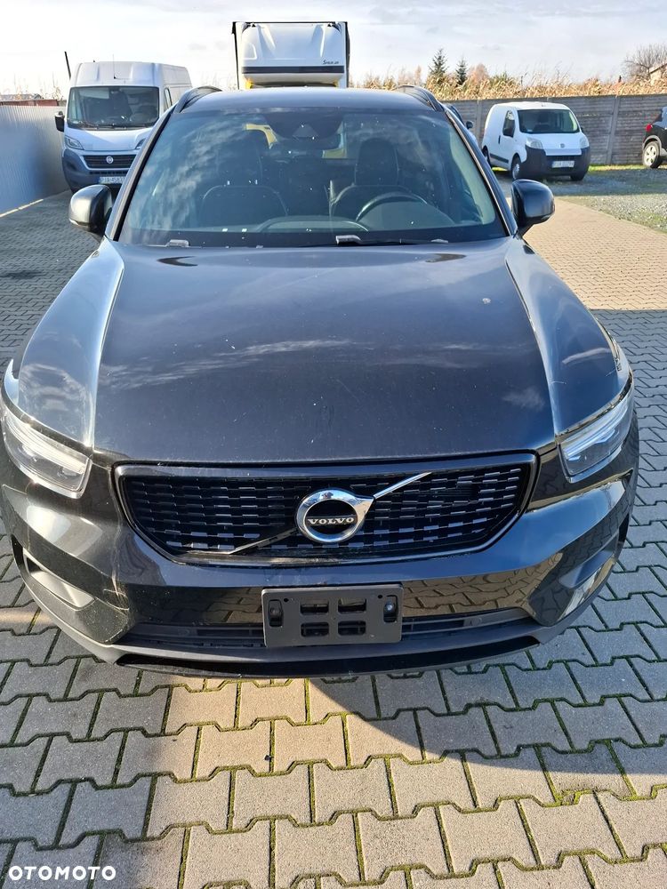 Volvo XC40 zderzak tyl kod lakieru 019 - 4