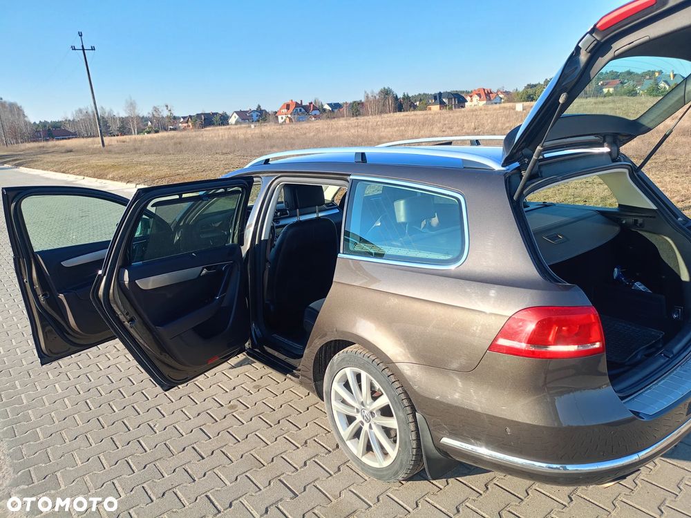 Volkswagen Passat 2.0 TDI Highline DSG - 13