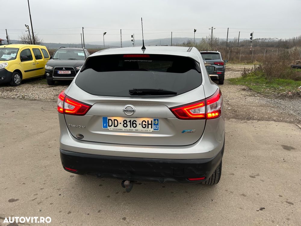 Nissan Qashqai 1.5 DCI N-Connecta - 27
