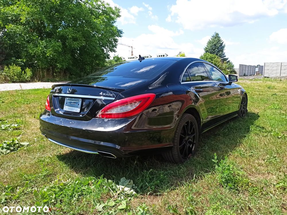 Mercedes-Benz CLS - 4