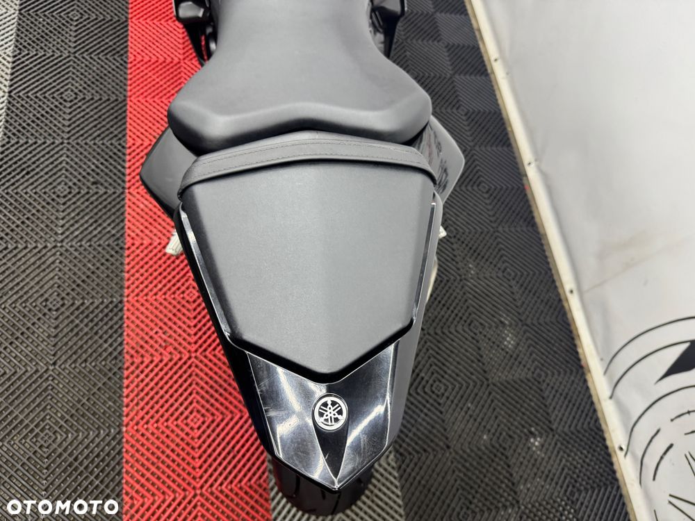 Yamaha R6 - 21