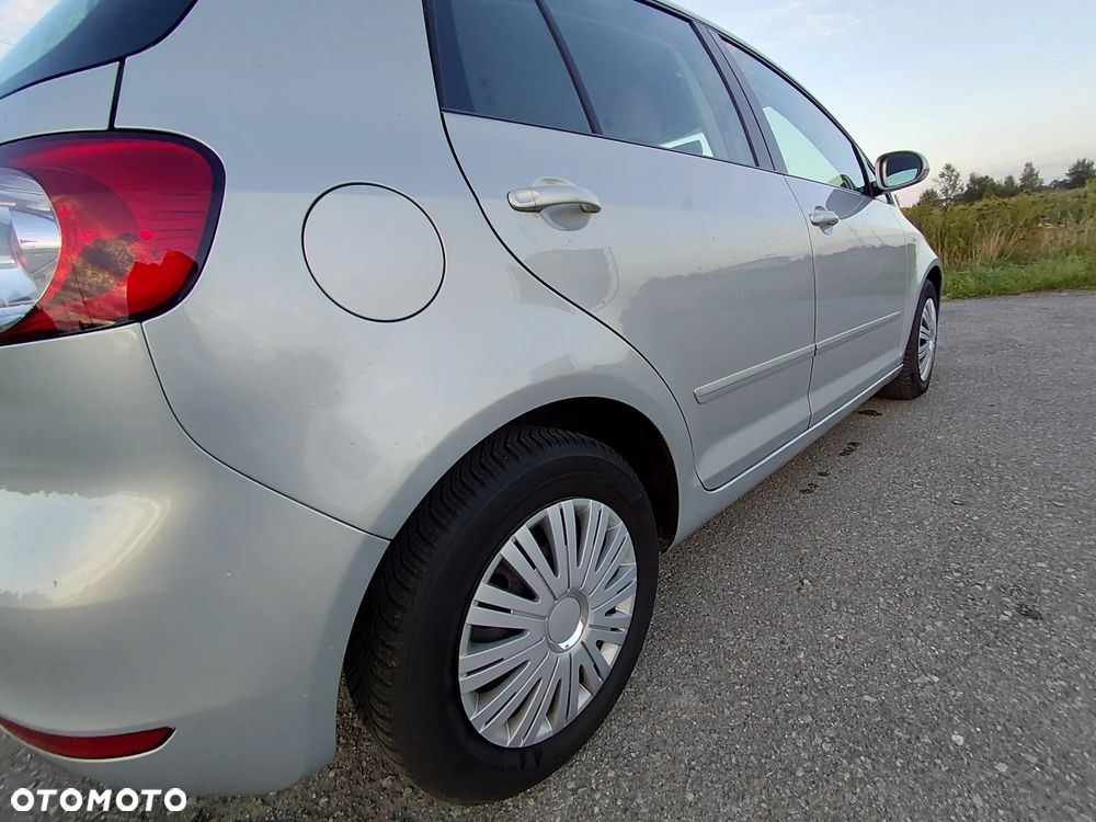 Volkswagen Golf Plus 1.6 Comfortline DSG - 24