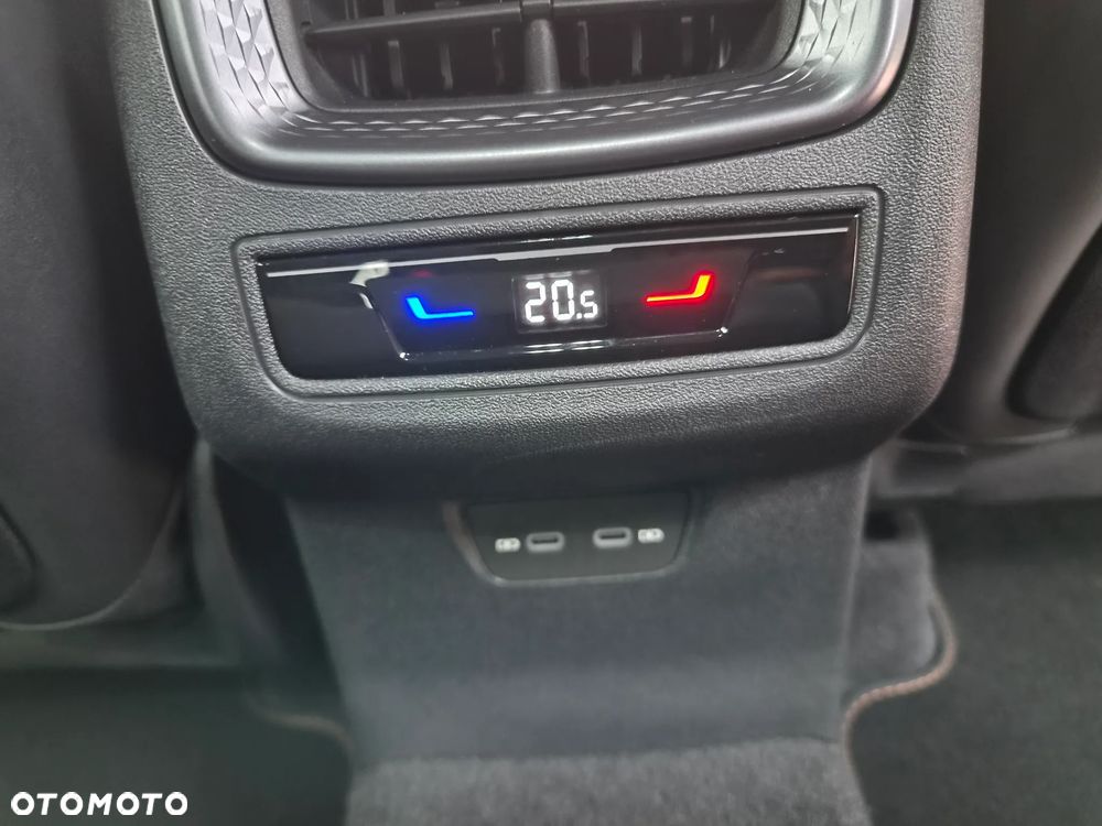 Cupra Terramar 2.0 TSI 4Drive VZ DSG - 8