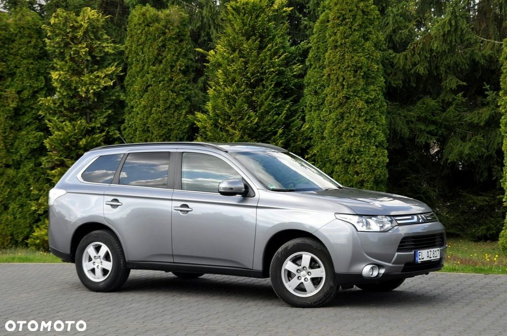 Mitsubishi Outlander - 4