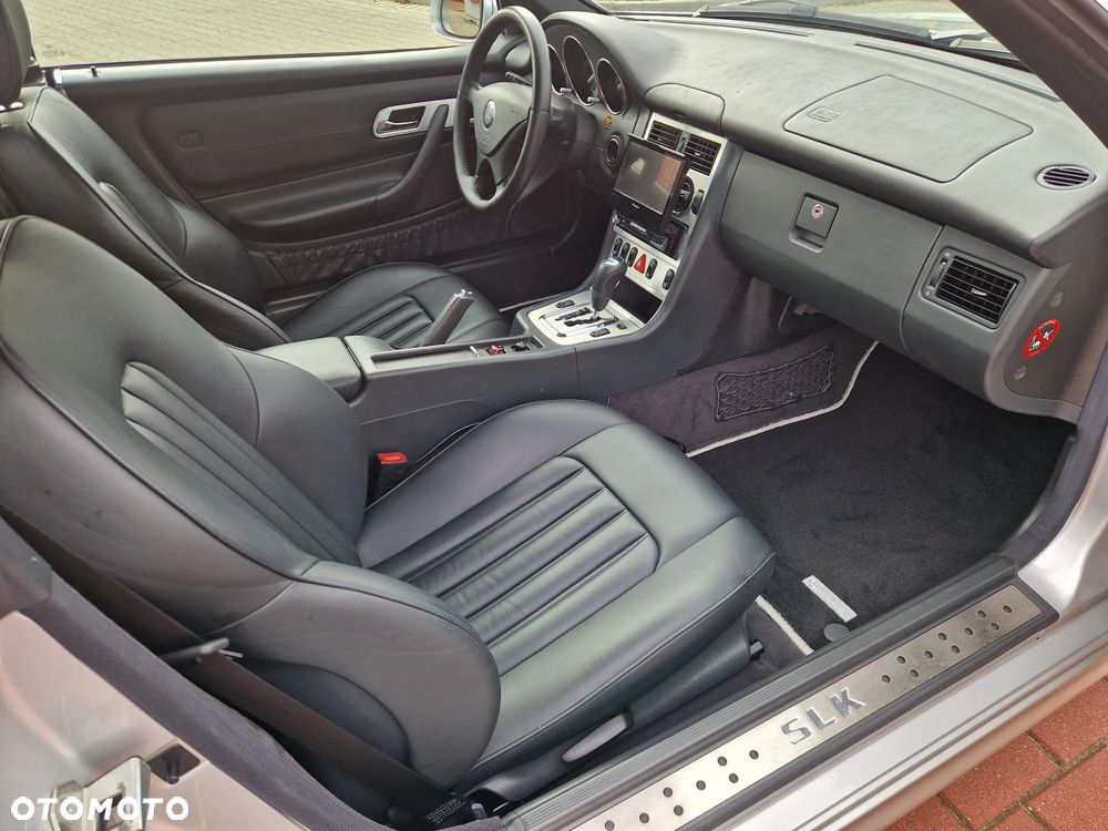 Mercedes-Benz SLK - 27