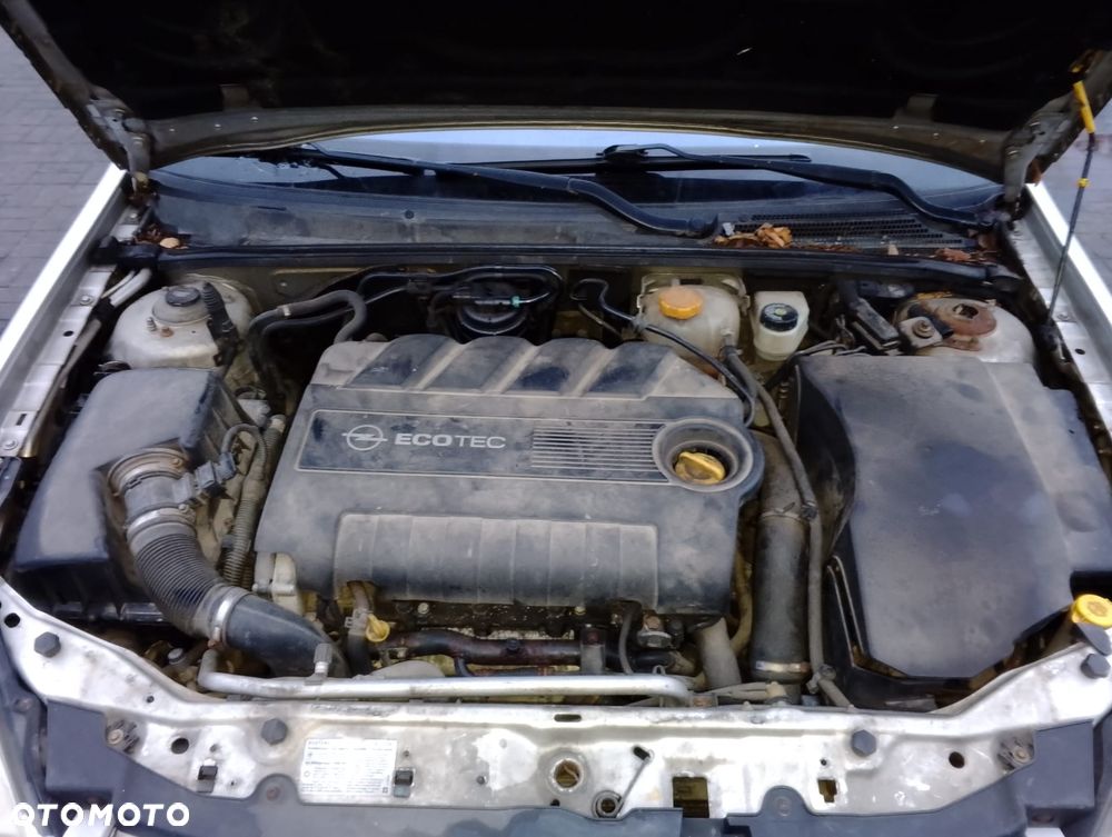 Opel Vectra C FL (05-08r.) 1.9 CDTI 149KM. Silnik Z19DTH Skrzynia F40WR lakier Z157 /157. Cały na części. GWARANCJA !!! Przód Tył Zestaw Komplet Drzwi Klapa Zderzak Błotnik Maska Grill Atrapa Szyba Pas Lampa Lusterko Boczki Fotel Kanapa Kokpit Deska Rozdzielcza Przełącznik Włącznik Sterownik Przewody Wiązka Instalacja Moduł Komputer Czujnik Listwa Pompa Alternator Wtryski Głowica Rozrusznik Kompresor Sprzęgło Dwumas Silnik Skrzynia ABS Klimatyzacji Paliwa Wspomagania Kolektor Turbina Przepustnica Zawór Chłodnica Koło Hak Belka Sanki Zawieszenie Mcpherson Półoś Amortyzator Wydech Tłumik Zacisk Most - 10