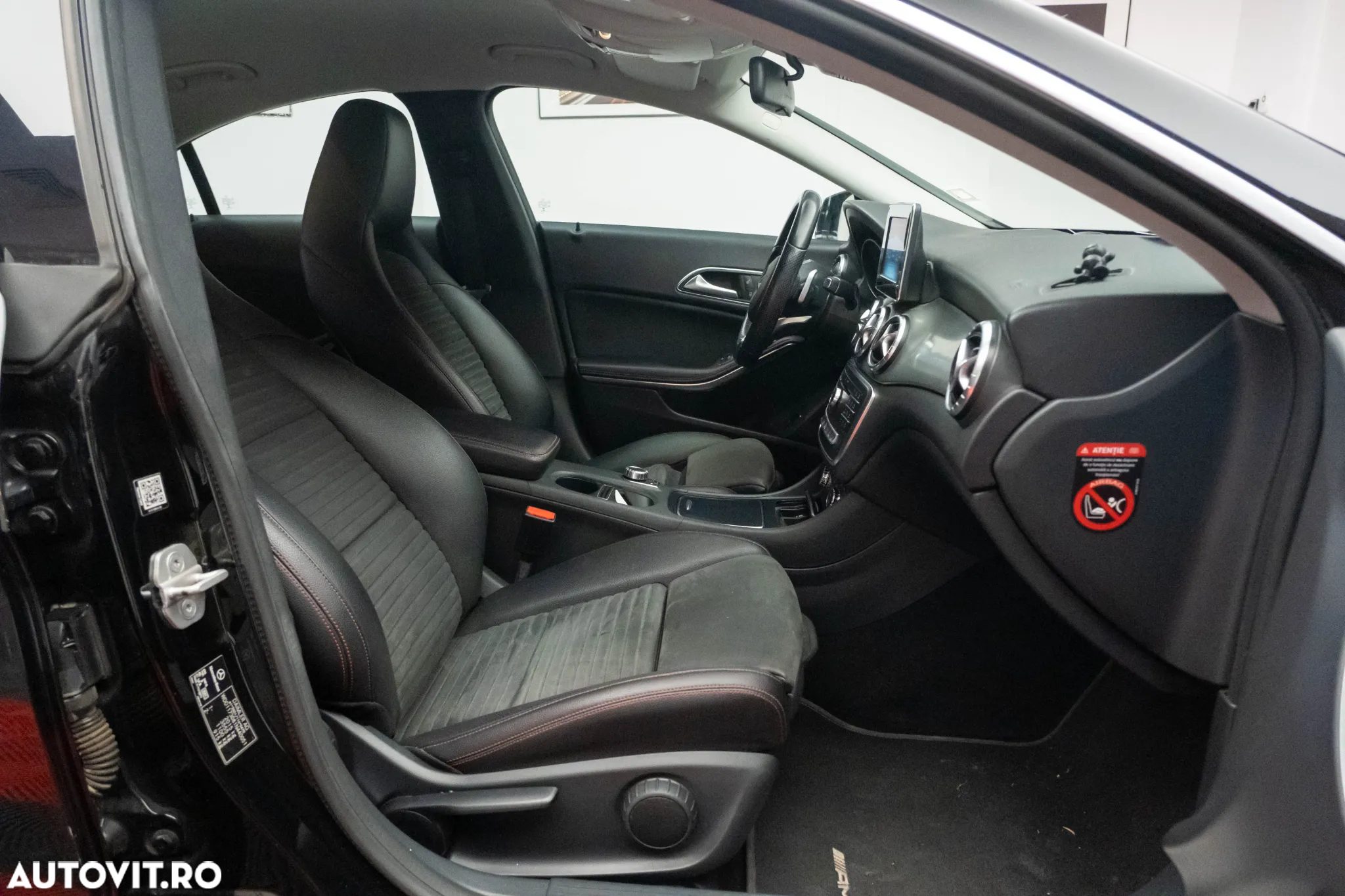 Mercedes-Benz CLA 200 d 4MATIC Aut. - 19