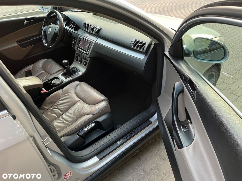 Volkswagen Passat 2.0 TDI 4Mot Comfortline - 7
