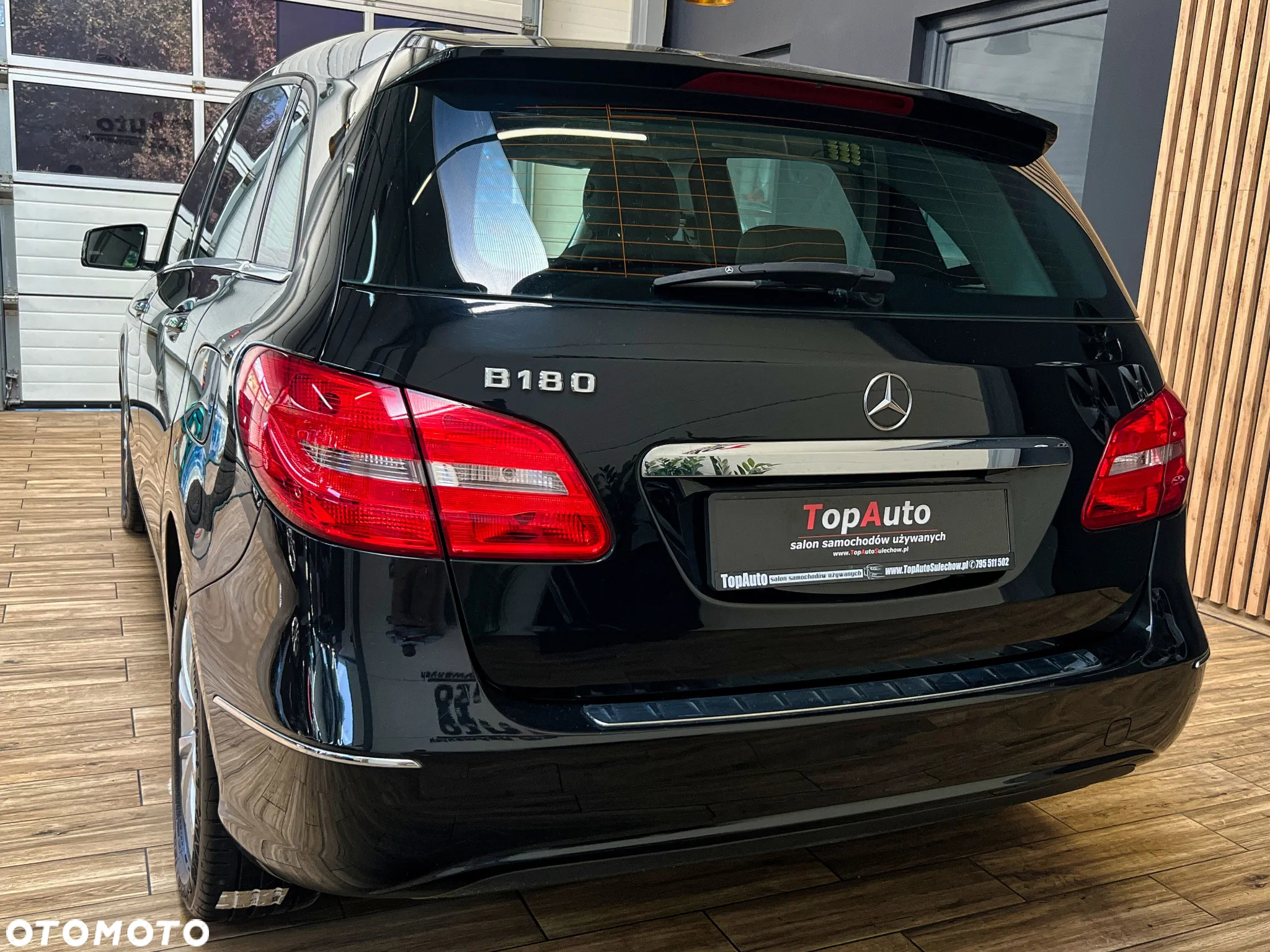 Mercedes-Benz Klasa B 180 Edition - 9