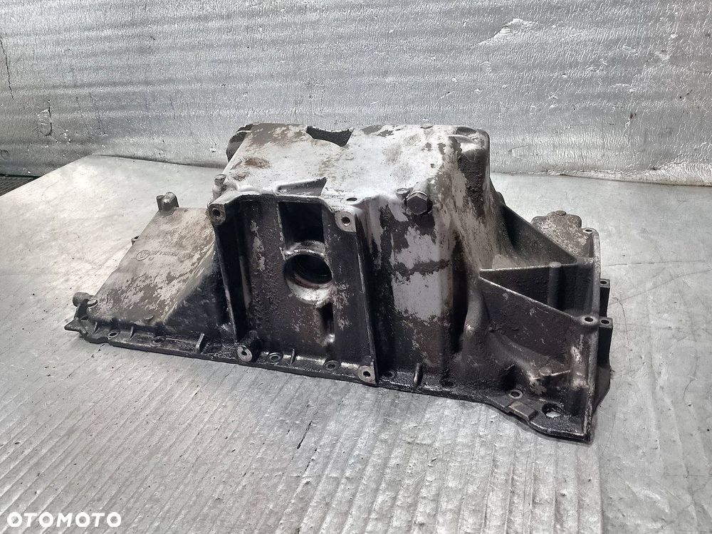 MISKA OLEJOWA LAND ROVER RANGE ROVER 7786704 3.0 - 2