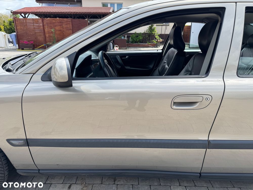 Volvo S60 2.4 D5 - 17