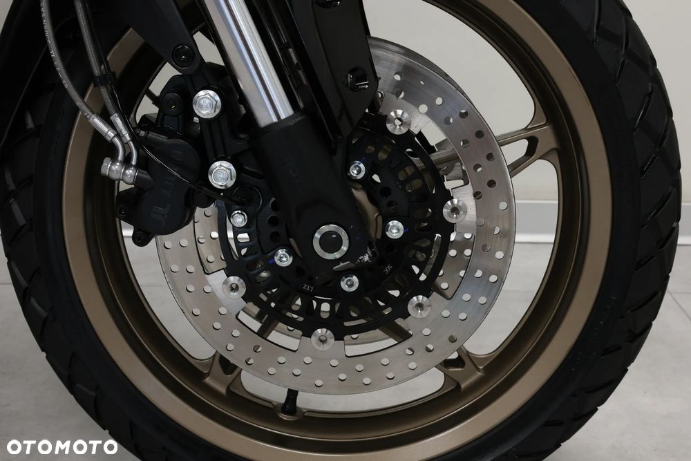 CFMoto 700MT - 31