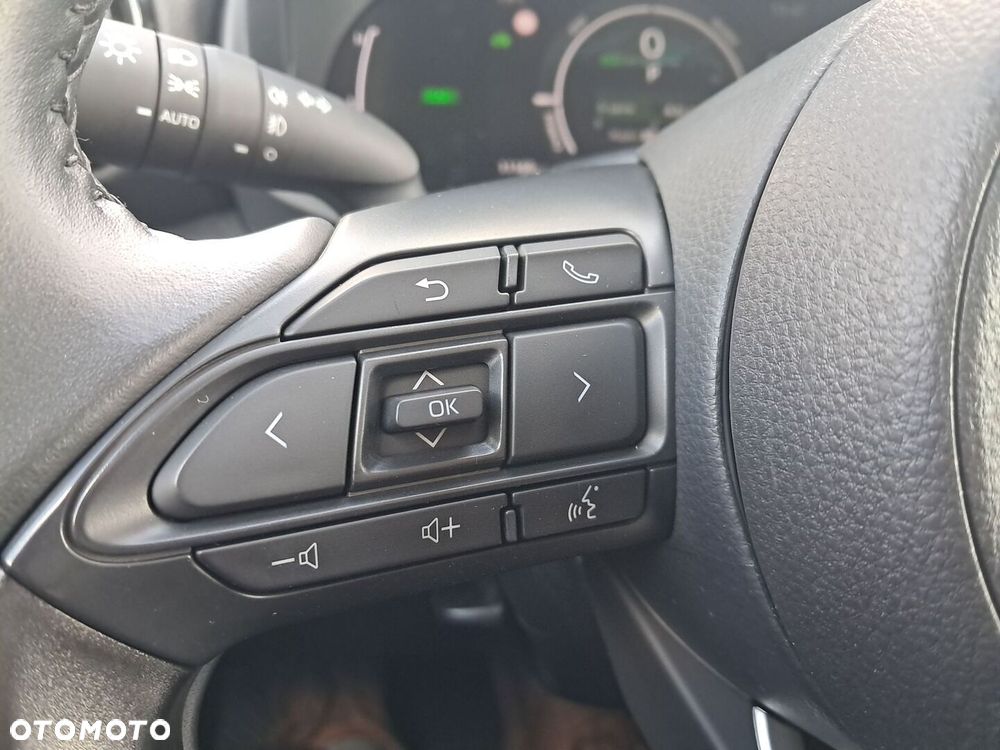 Toyota Yaris Cross Hybrid 1.5 Comfort - 28
