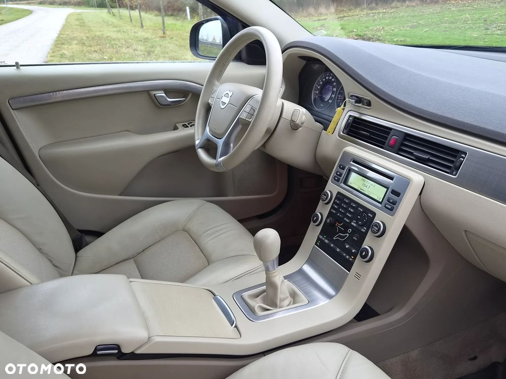 Volvo V70 - 16