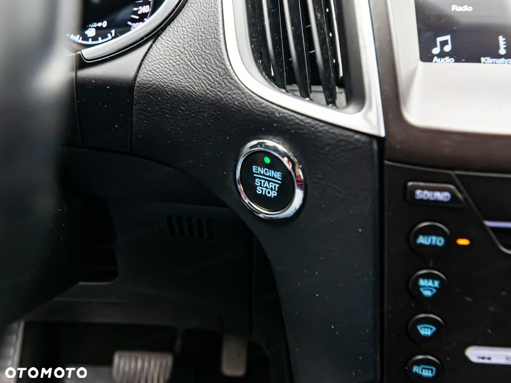 Ford S-Max - 14