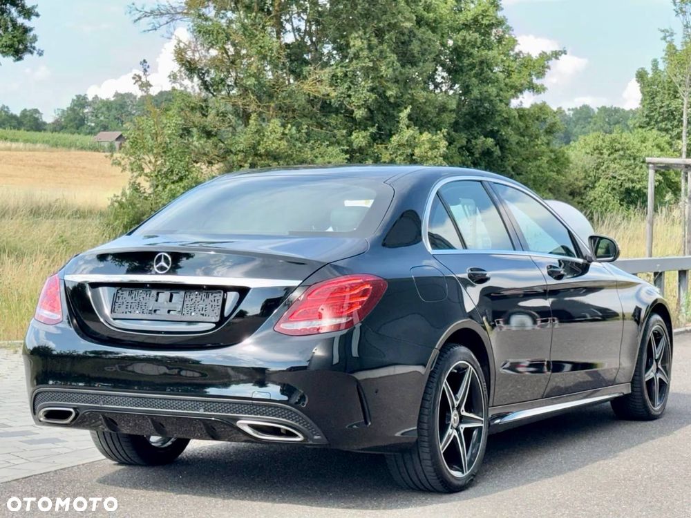 Mercedes-Benz Klasa C 200 9G-TRONIC AMG Line - 7