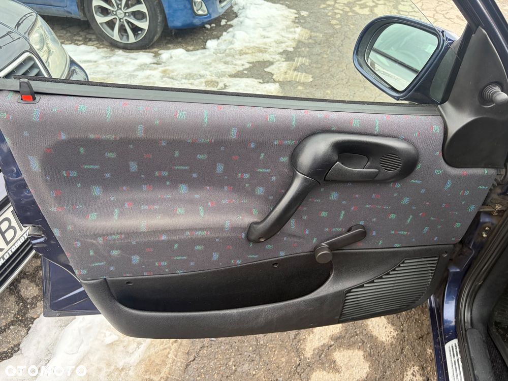 Opel Corsa 1.2 City 16v - 22