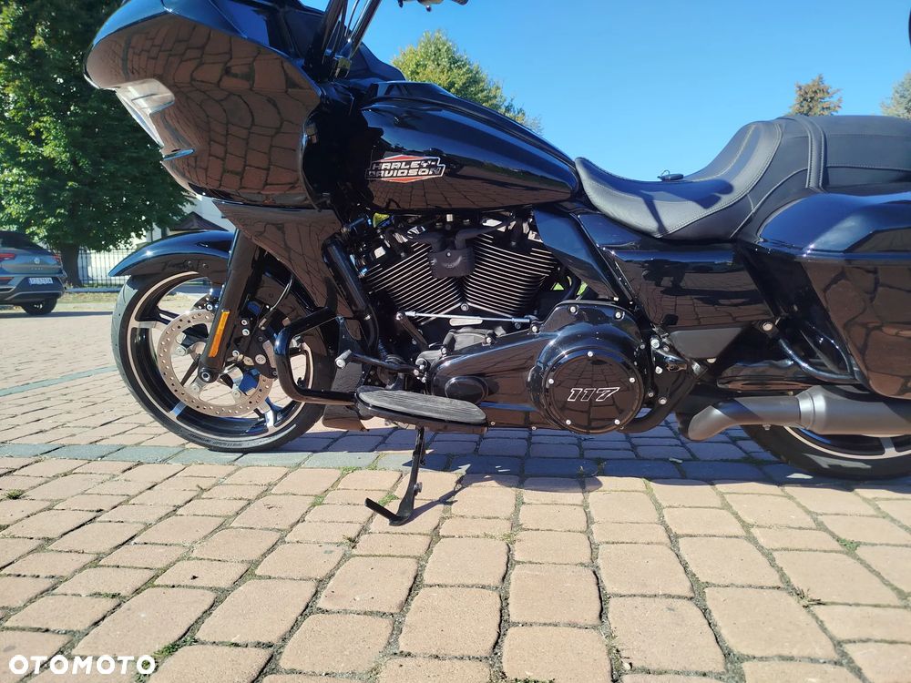 Harley-Davidson Touring Road Glide - 17