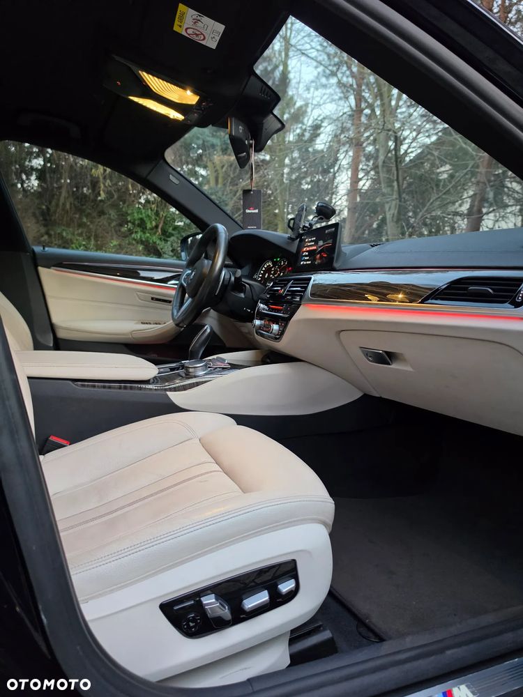 BMW Seria 5 540d xDrive M Sport sport - 15