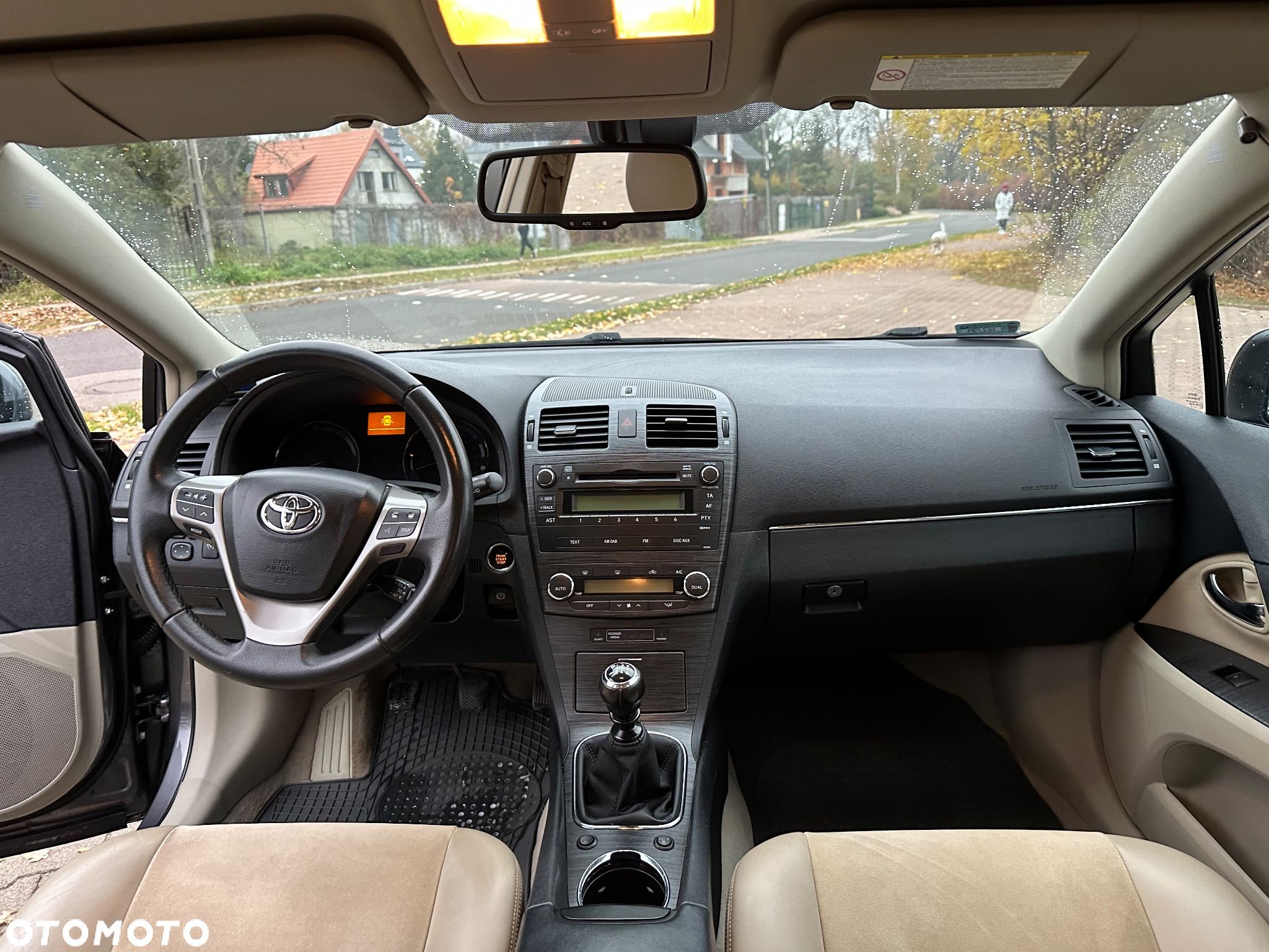 Toyota Avensis - 12