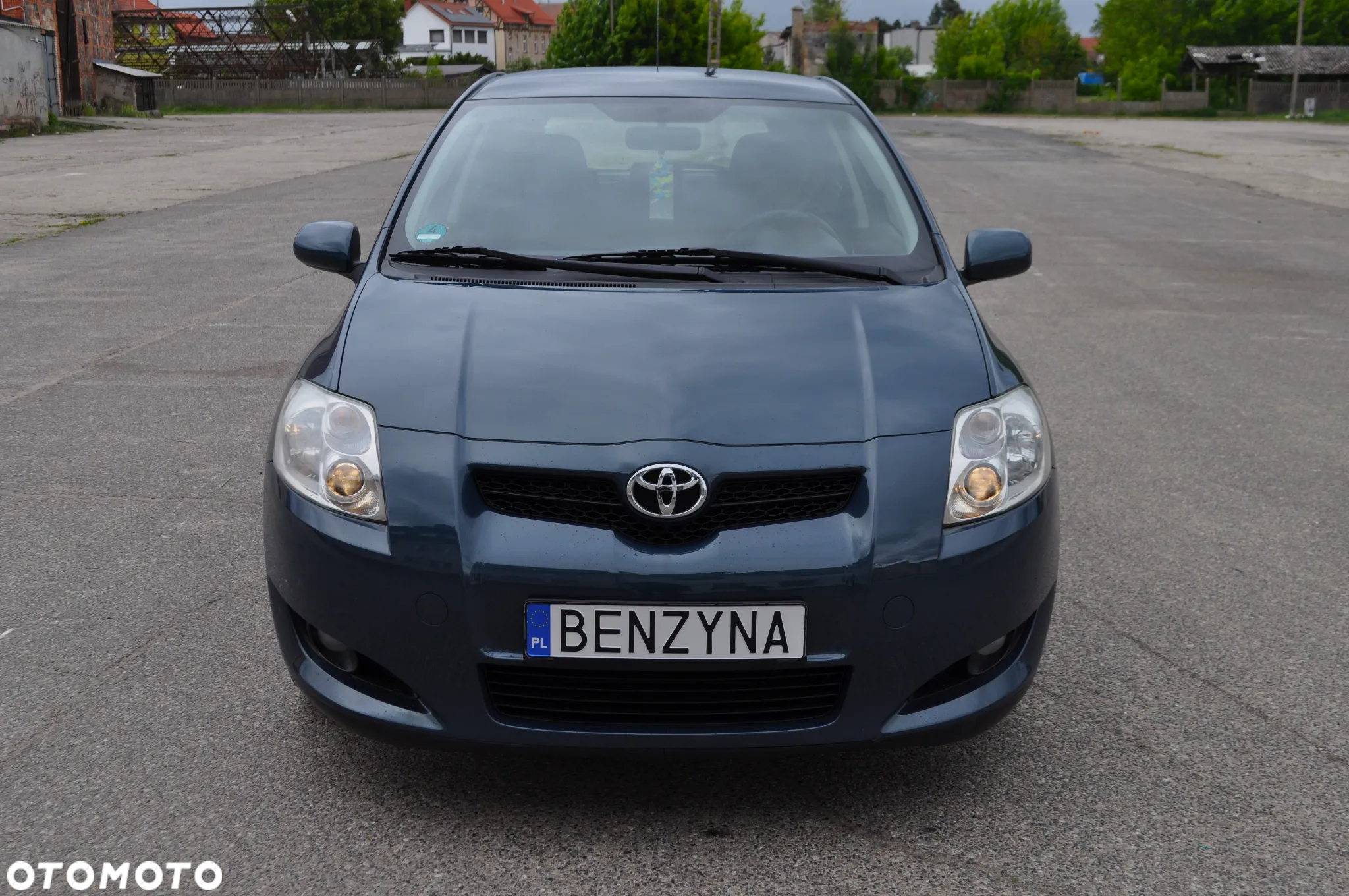 Toyota Auris 1.4 VVT-i Terra - 2