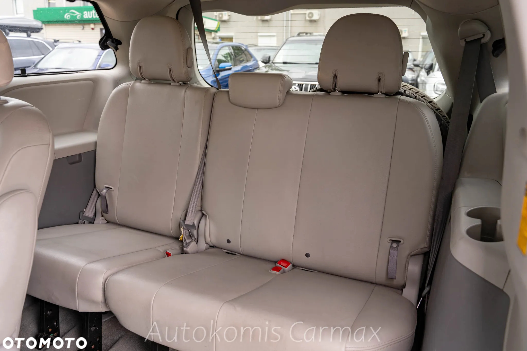 Toyota Sienna 3.5 V6 XLE AWD - 23