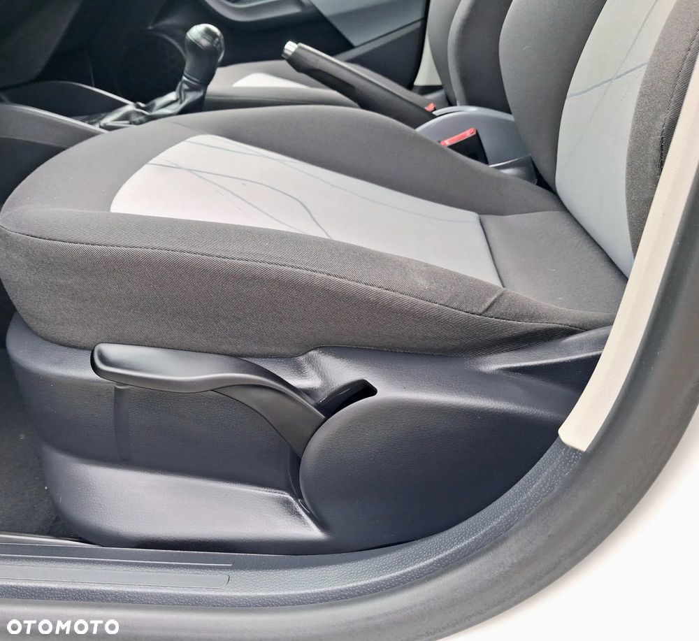 Seat Ibiza 1.4 16V Style Salsa - 30