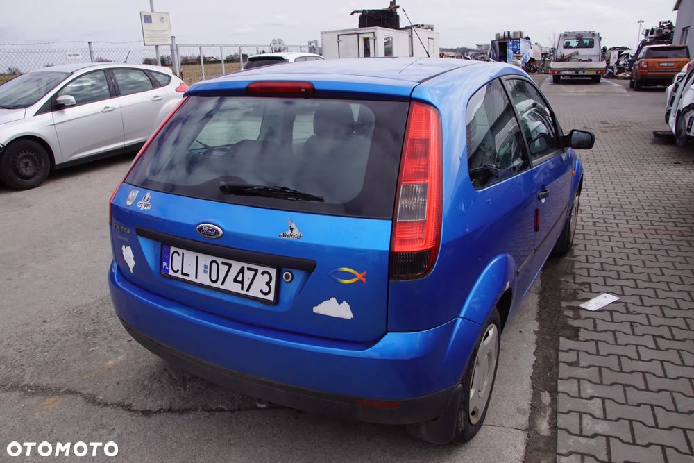 Auto na części - Ford Fiesta MK6 1.3 8V 60 KM 2S6G-6006-CA 2S6R-7002-MB 4CVE 2004R Silnik Skrzynia Drzwi Maska Błotnik Klapa Zderzak Lusterko Lampa Klamka Szyba Deska Kokpit Sterownik Moduł Czujnik Licznik Panel Kierownica - 6