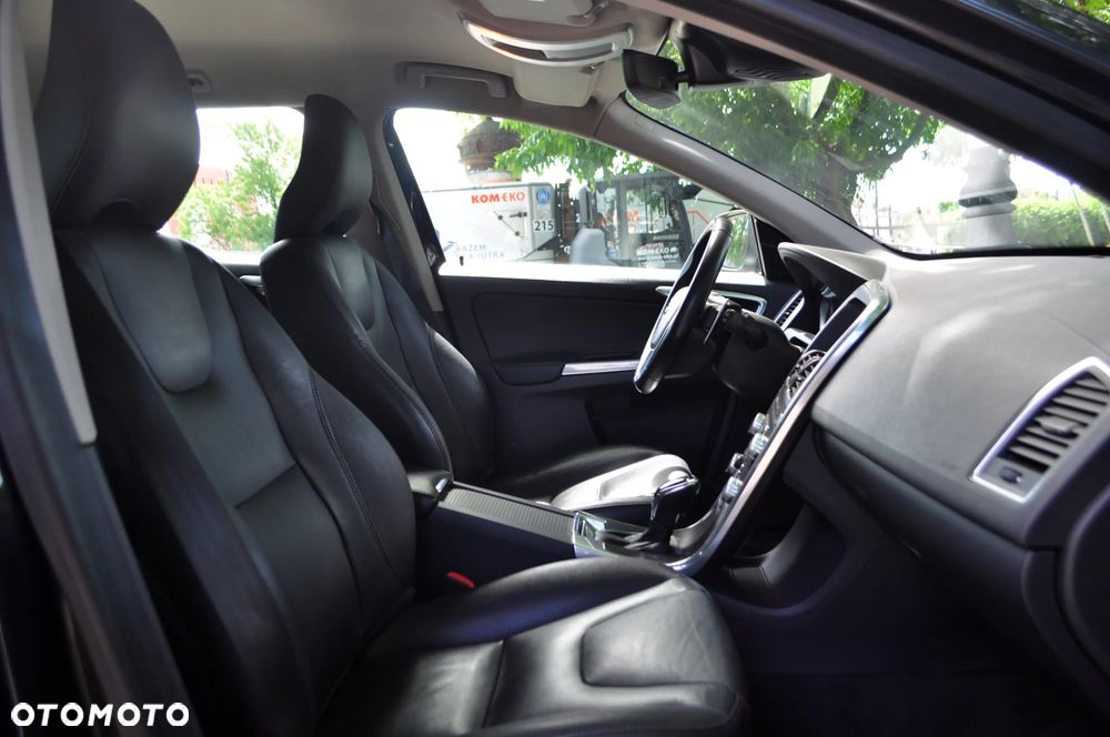 Volvo XC 60 D4 Drive-E Kinetic - 3