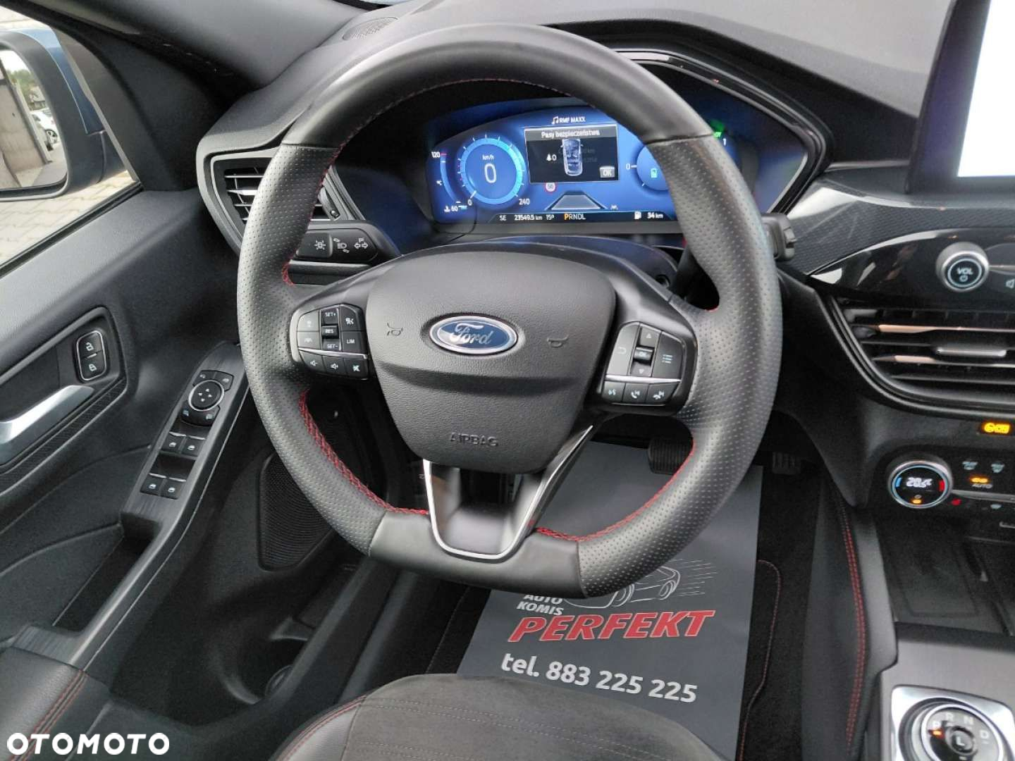 Ford Kuga - 23